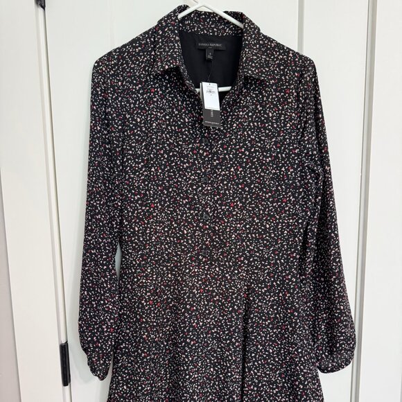 Banana Republic Long sleeved fit and flare Black dress with collar. Size 6, NWT - Picture 1 of 10